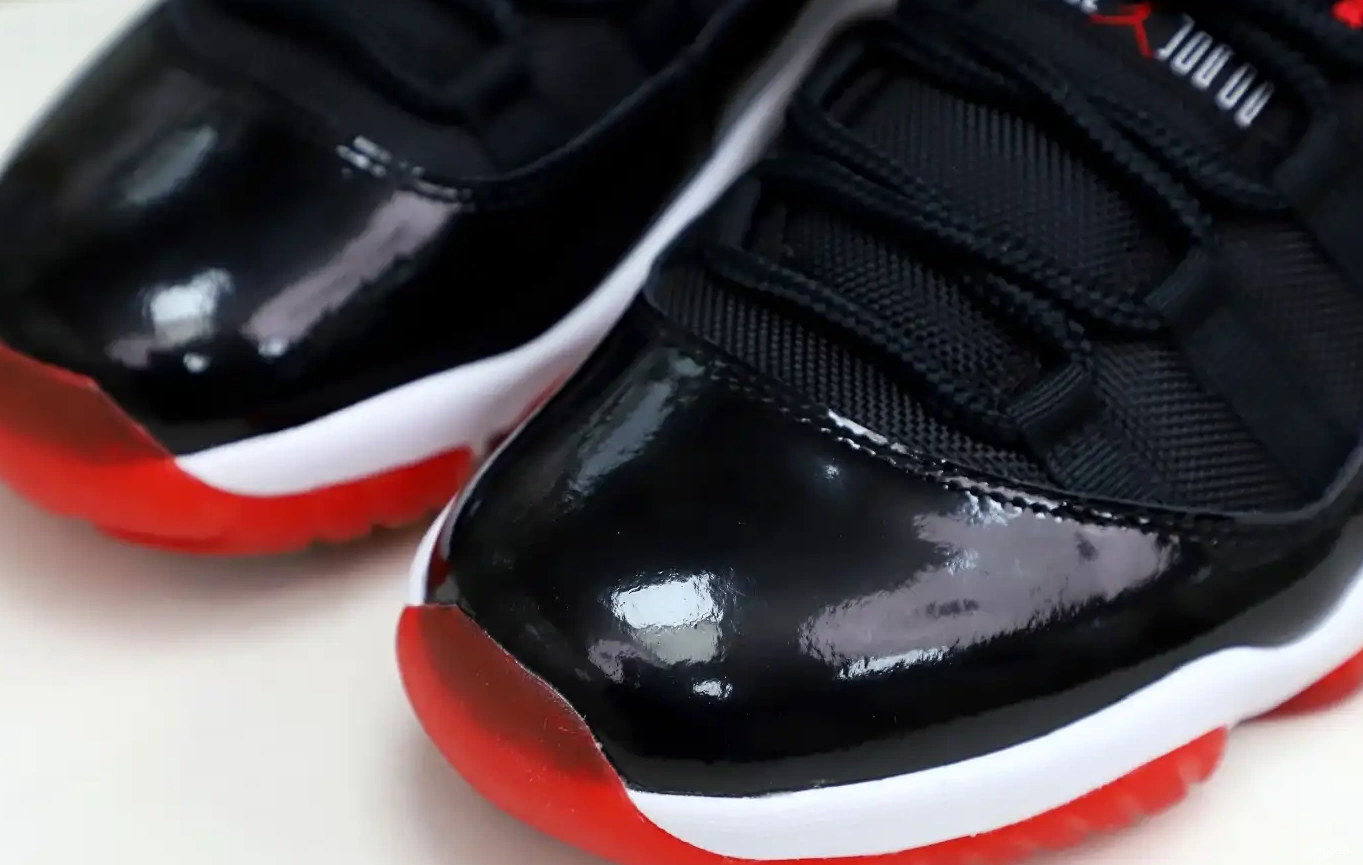 JORDAN RETRO AIR BRED LOW 11 0513